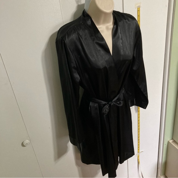 MORGAN TAYLOR Intimates Satin Belted Black Robe Womens Small Medium - Picture 5 of 15